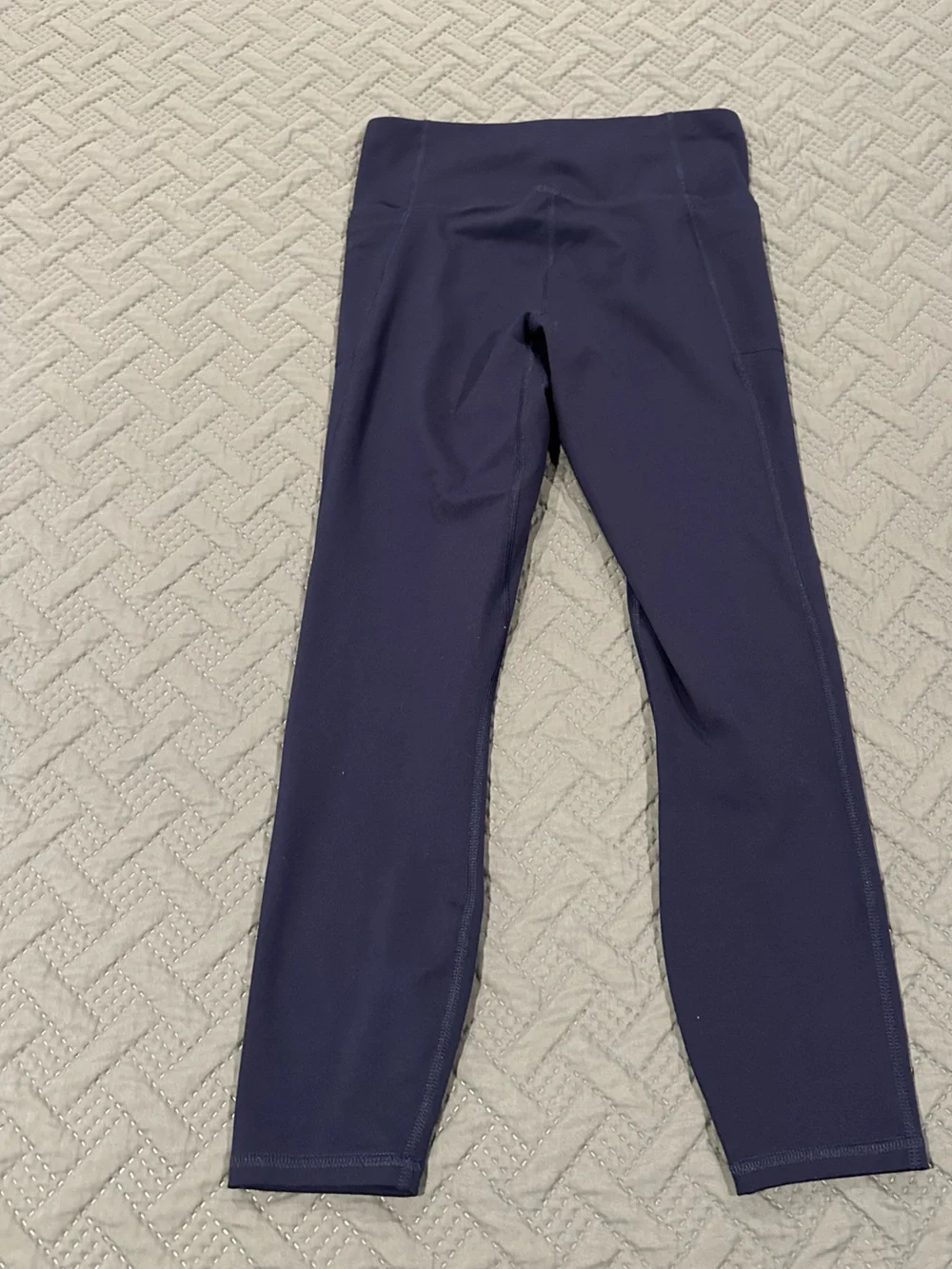 Women’s Crop Navy Active Leggings - Comfortable Everyday Bottoms